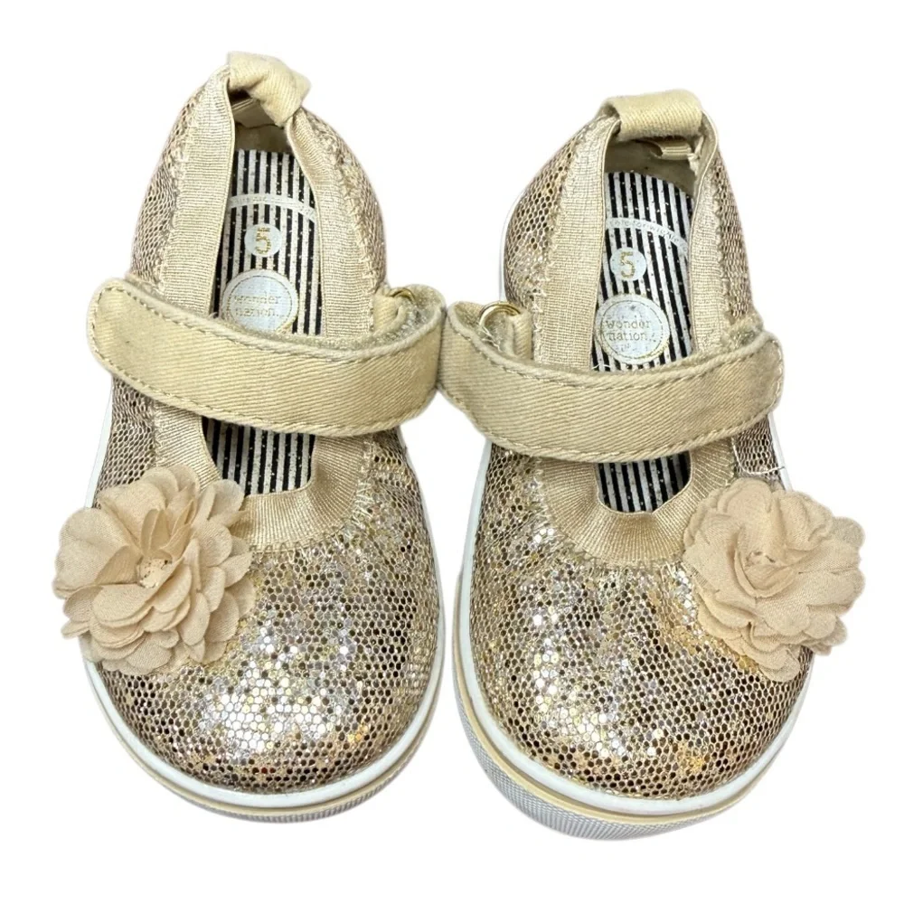 Gold Glitter Kids Shoes with Floral Accent by Wonder Nation-Size 5